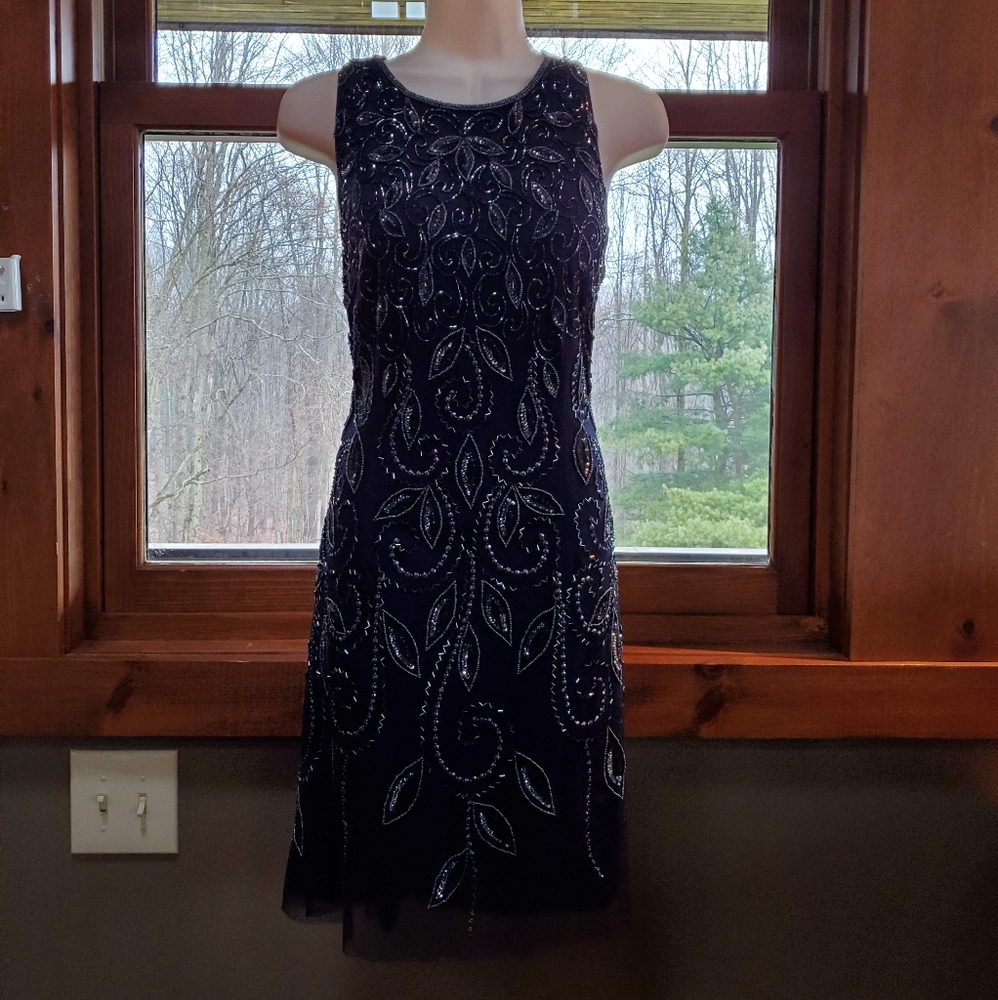 EUC Navy Beaded Adrianna Papell Dress